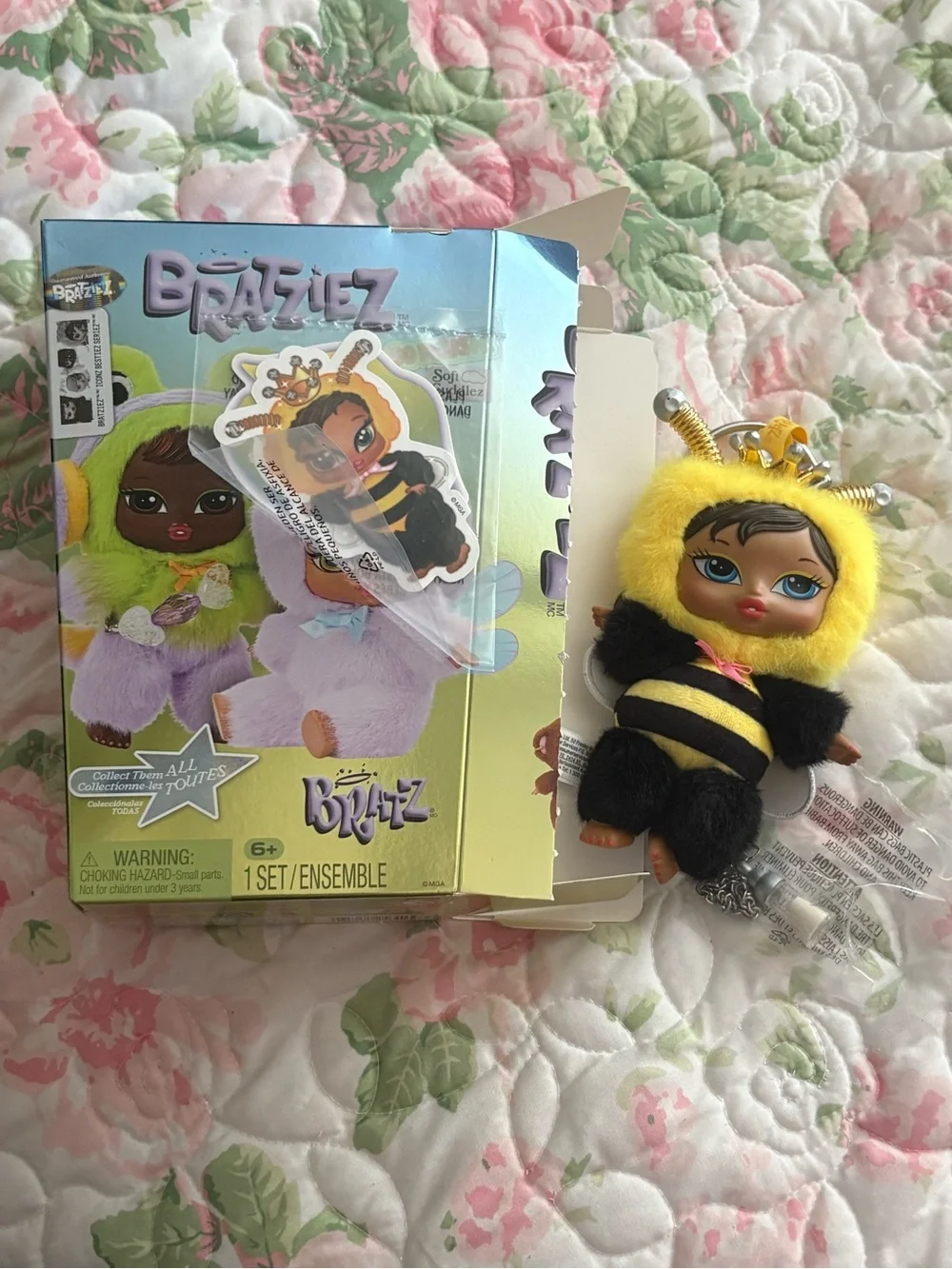 Bratziez besties nevra queen b Plush Keychain -